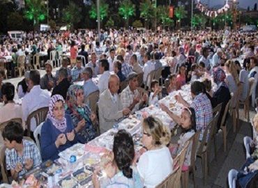 Toplu-Iftar-Yemegi-Ankara